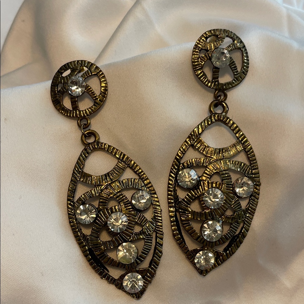 Elegant Gold with Diamonds fashion 💎 Dangle Earrings